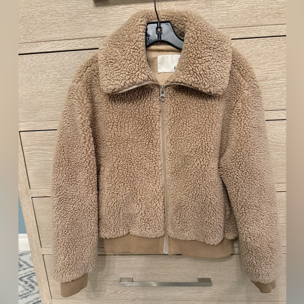 ARITZIA Wilfred Free Tan Teddy Bomber Jacket